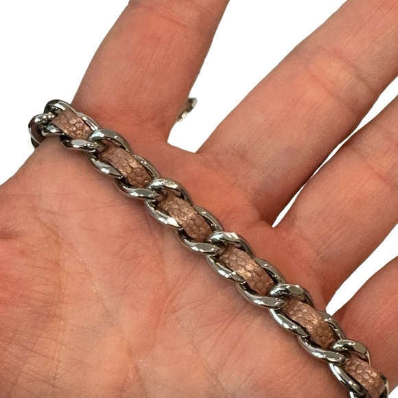 Chanel Metallic Pink Caviar Chevron Quilted Mademoiselle Wallet On Chain - Picture 13 of 15